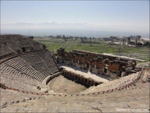 ©110315 (9) Theater von Hierapolis